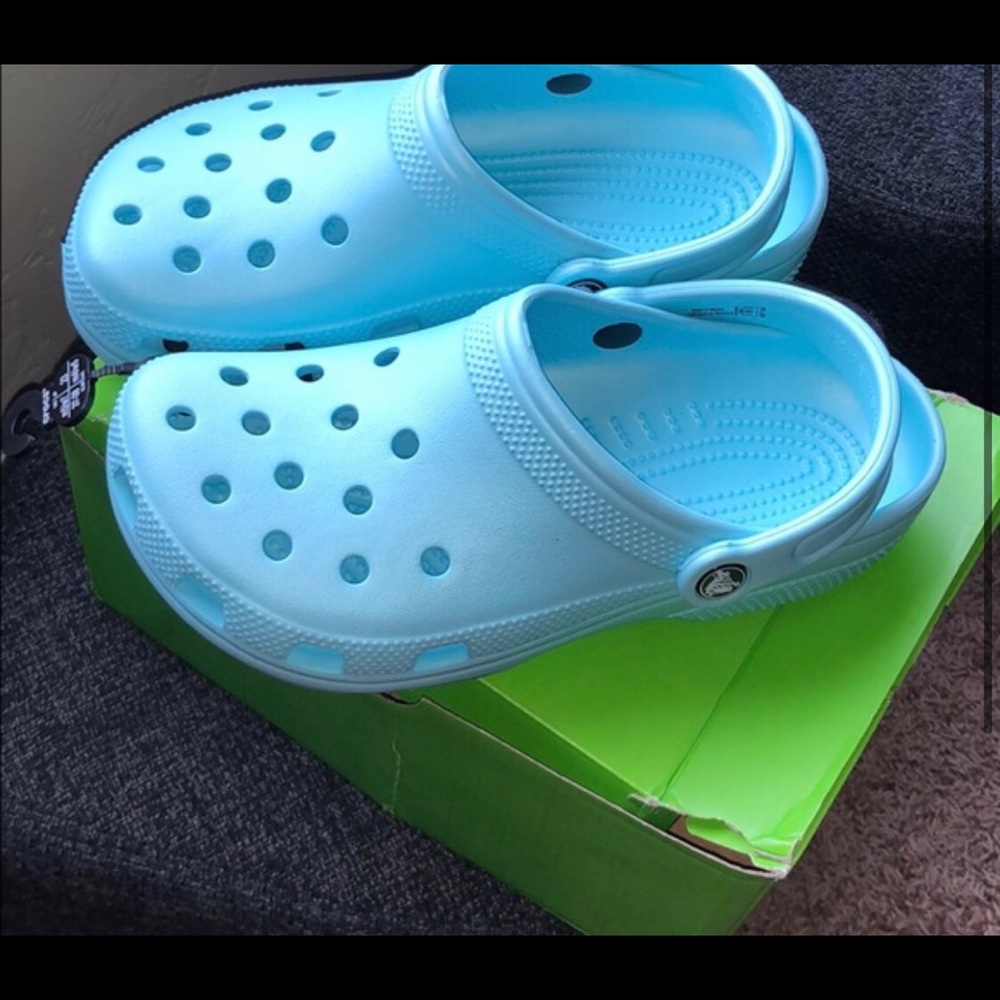 Crocs ice blue